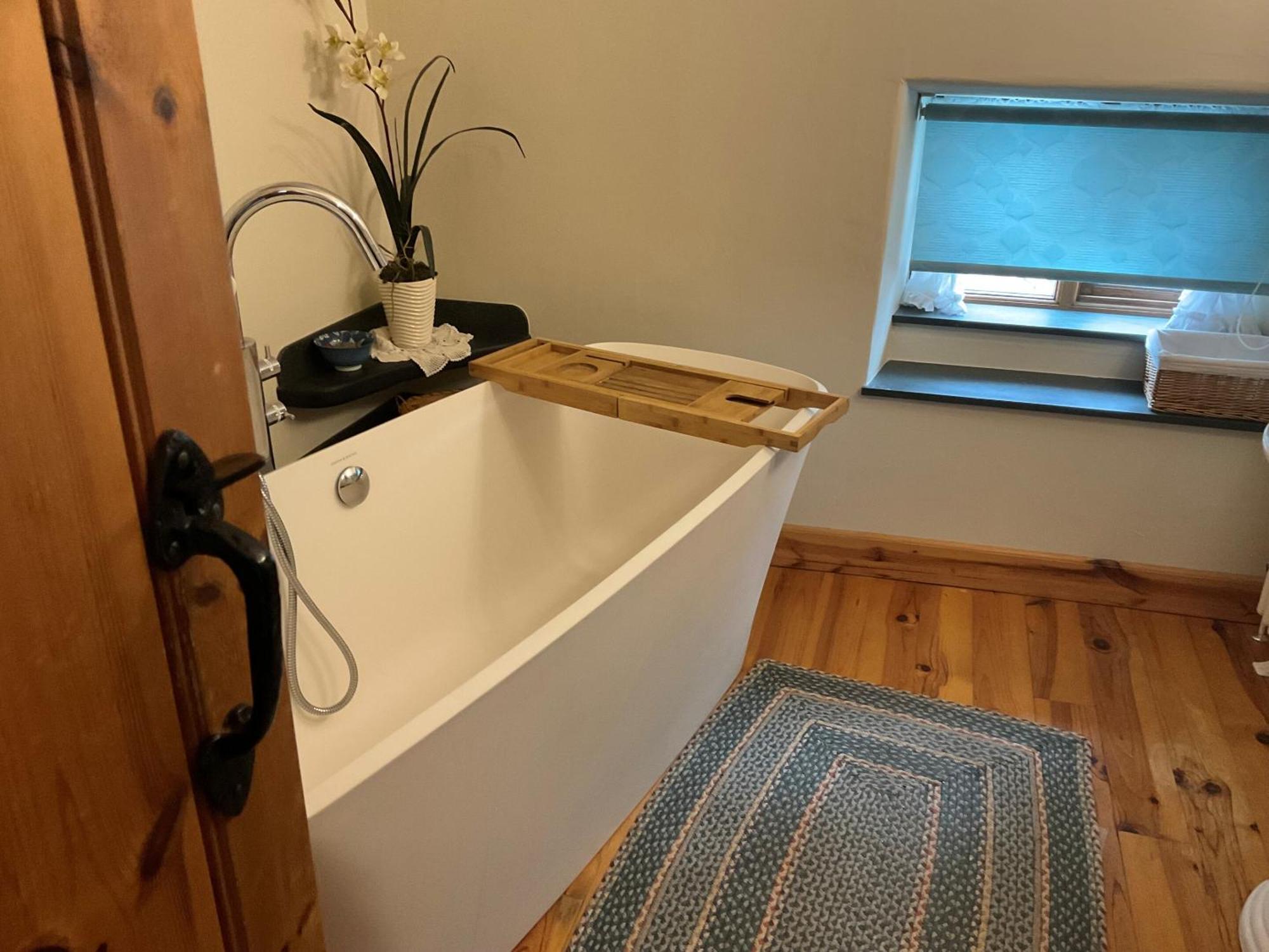 Armidale Cottages B&B Вёкингтон Номер фото